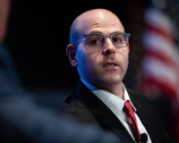 12月15日外盘头条:柏林会谈富有成效 领土问题仍是焦点 哈塞特当选势头不稳