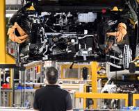 “欧盟松绑燃油车禁令是为了赶上中国,但从业者越想越不对劲”