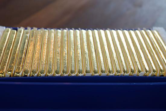 gold.jpeg