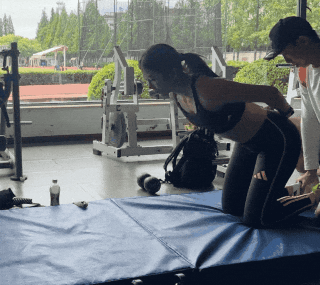 IMG_7051.GIF