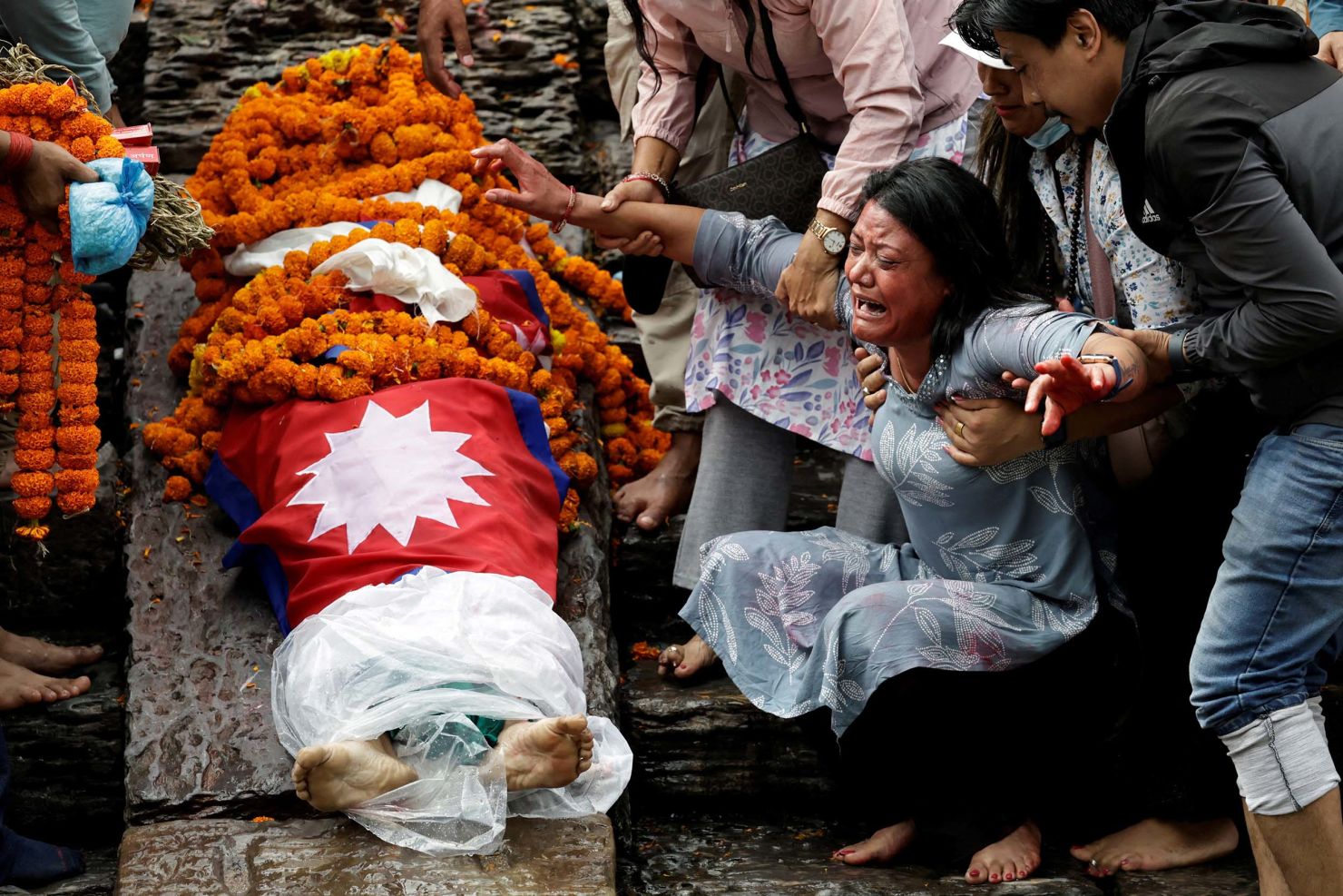06-005-2025-09-16t100526z-1622832658-rc2wsgagez8v-rtrmadp-3-nepal-protests.jpg