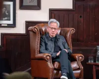 黄仁勋：当CEO意味着要终身奉献