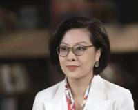 北大女教授站着说话不腰疼：“灵活就业就是福利”