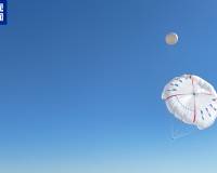 世界最大!5000平方米高空风力发电捕风伞成功开伞