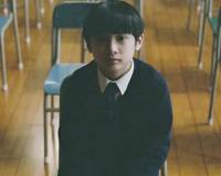 日本“鸡娃”大败局：挤破脑袋上好大学，毕业后批量式啃老