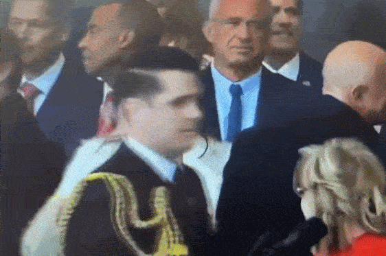 IMG_7344-ezgif.com-optimize.gif