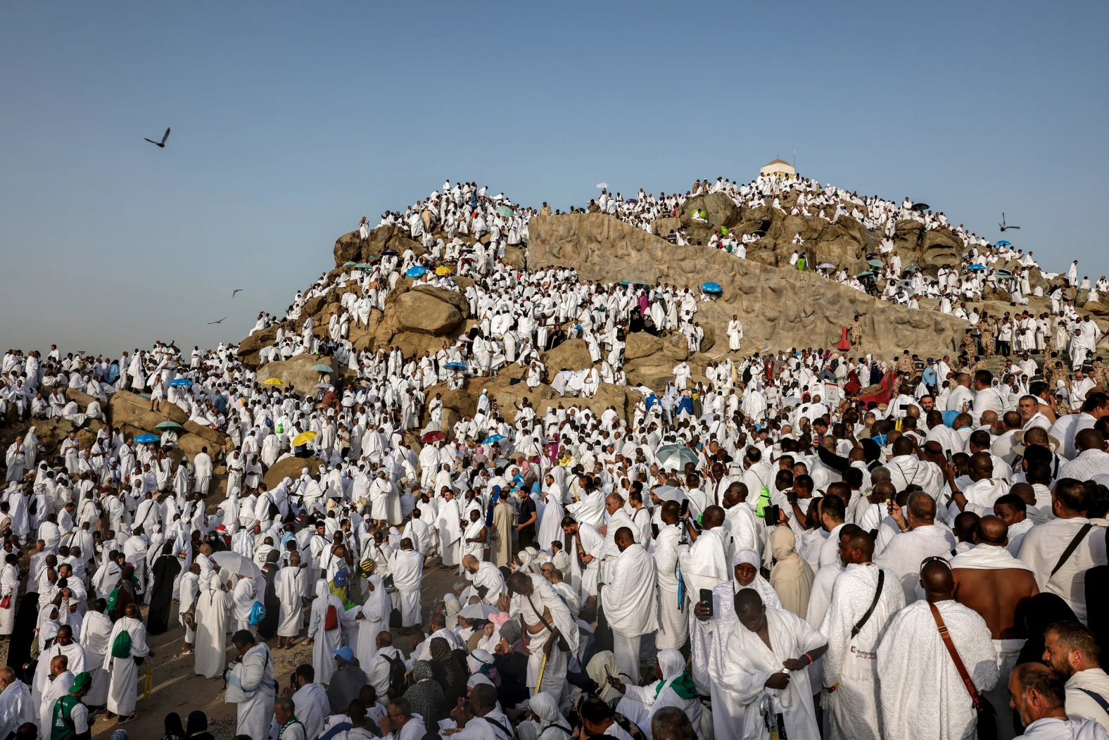 14-14-13-gettyimages-2277660864.jpg